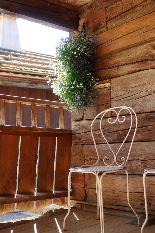 Charmieux Appartement En Chalet Typique Le Grand-Bornand Exterior foto